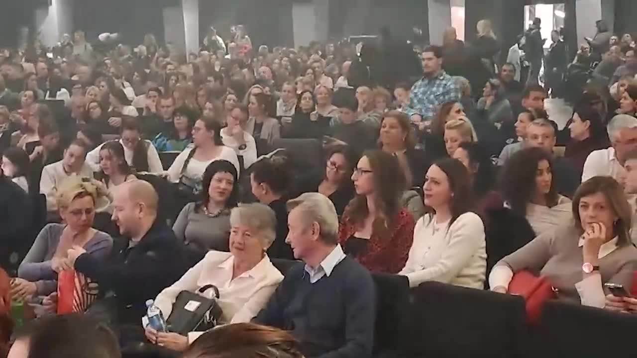 Roditelji Goce Tržan na njenom koncertu | Adriamedia TV
