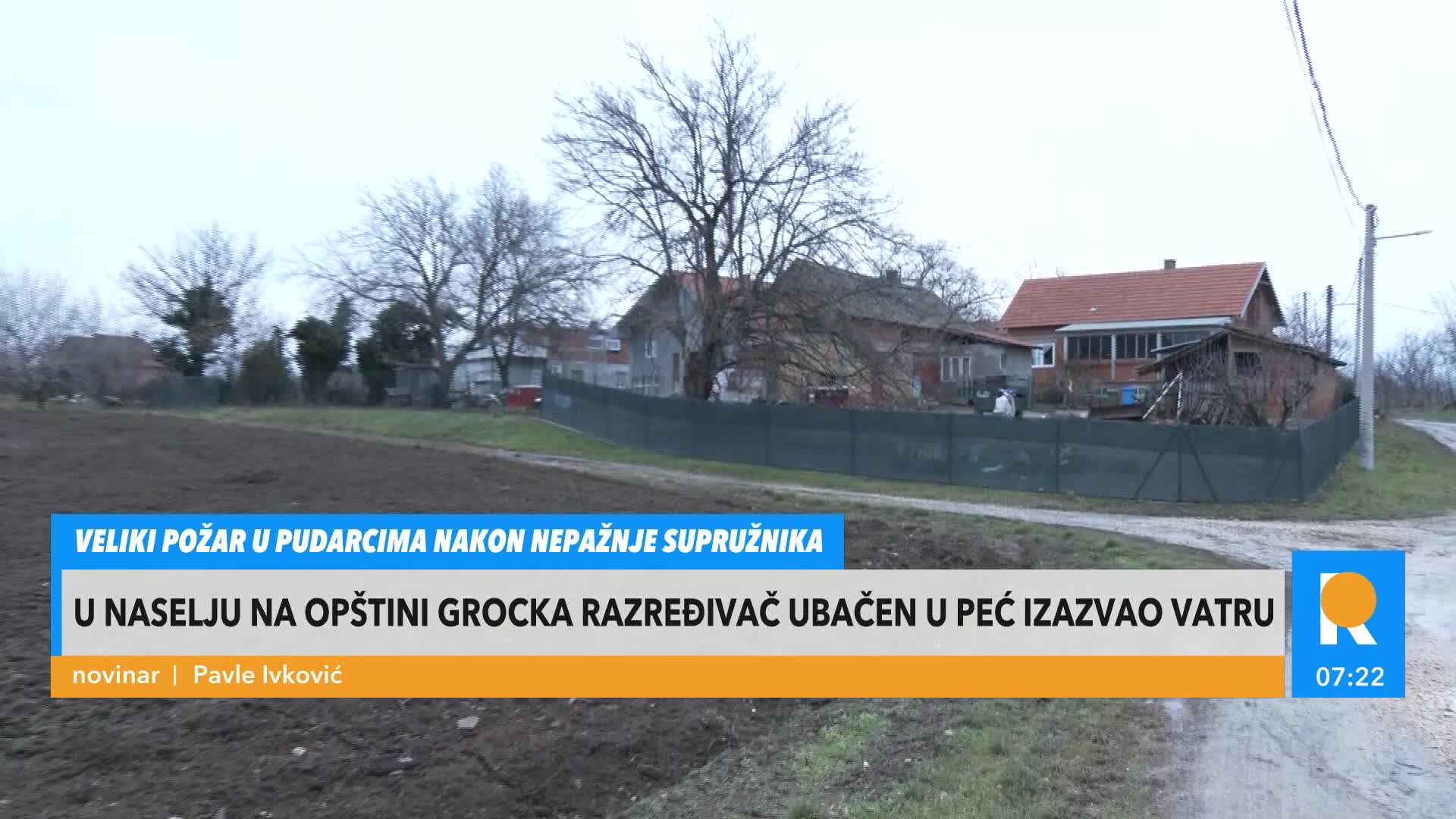 PRVE SLIKE SA MESTA EKSPLOZIJE U GROCKOJ! BRAČNI PAR GOREO U PORODIČNOJ KUĆI! Muškarac sipao razređivač u peć, zadobili teške opekotine