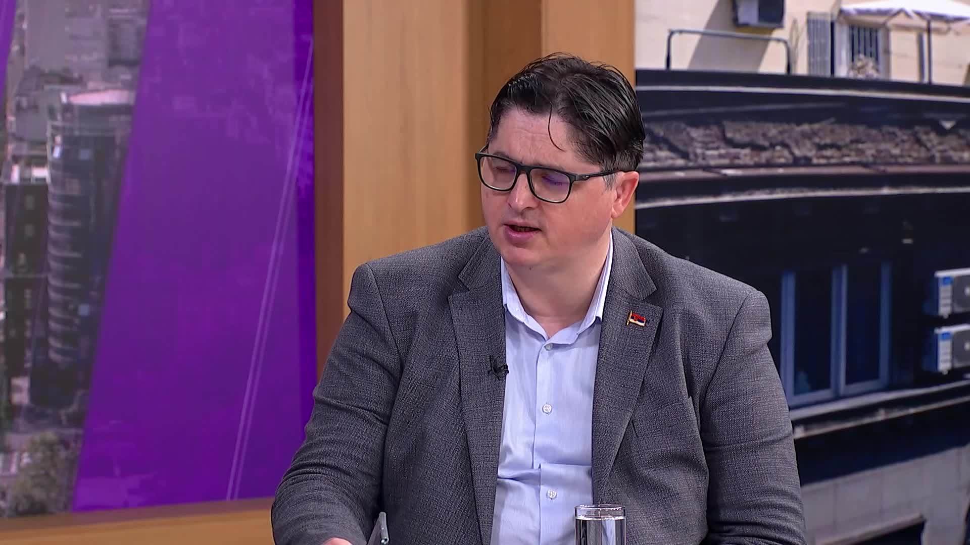 Им нужна власть, даже если они разрушат Сербию