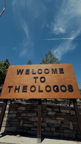 teologos.jpg 