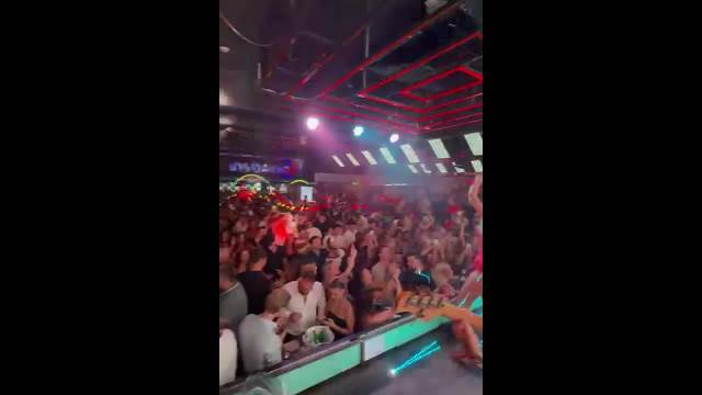 Tea Tairović još jednom napunila Klub u Budvi 