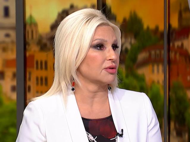 Collage Maker-11-Aug-2022-08.34-AM.jpg 