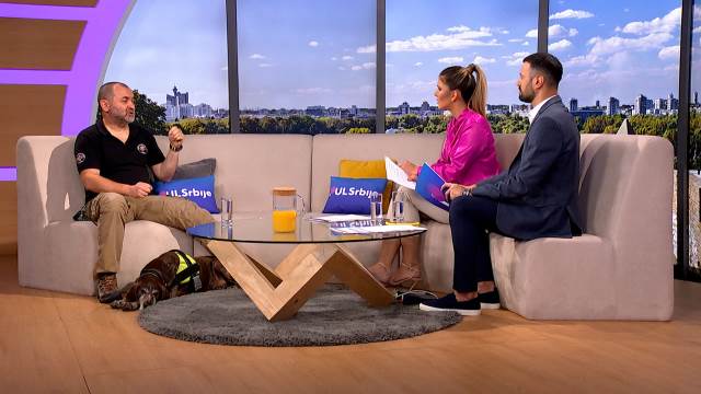 Sequence 01.00_15_11_15.Still003.jpg 