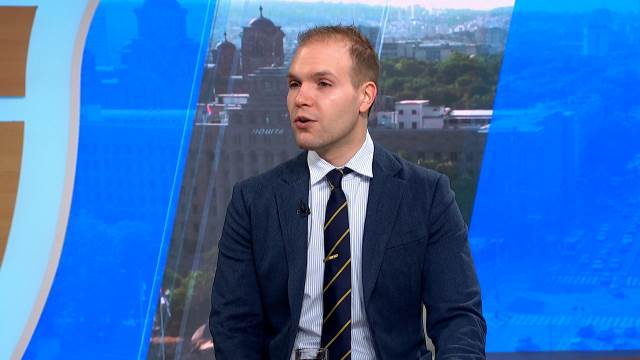  Sequence 01.00_26_15_18.Still002.jpg 