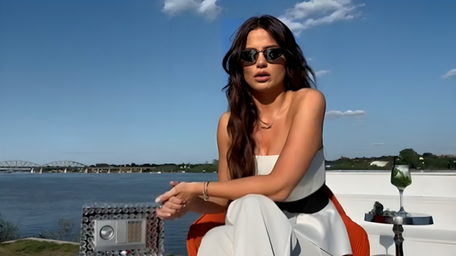  Sequence 01.01_20_53_18.Still001.png 