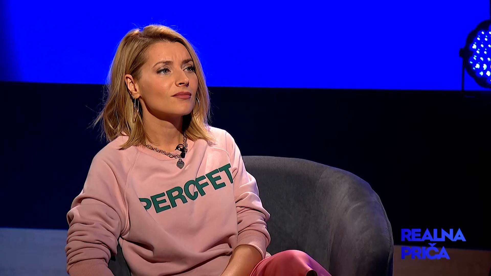 RELANA PRICA ANJDELKA PRPIC.00_04_39_05.Still004.jpg