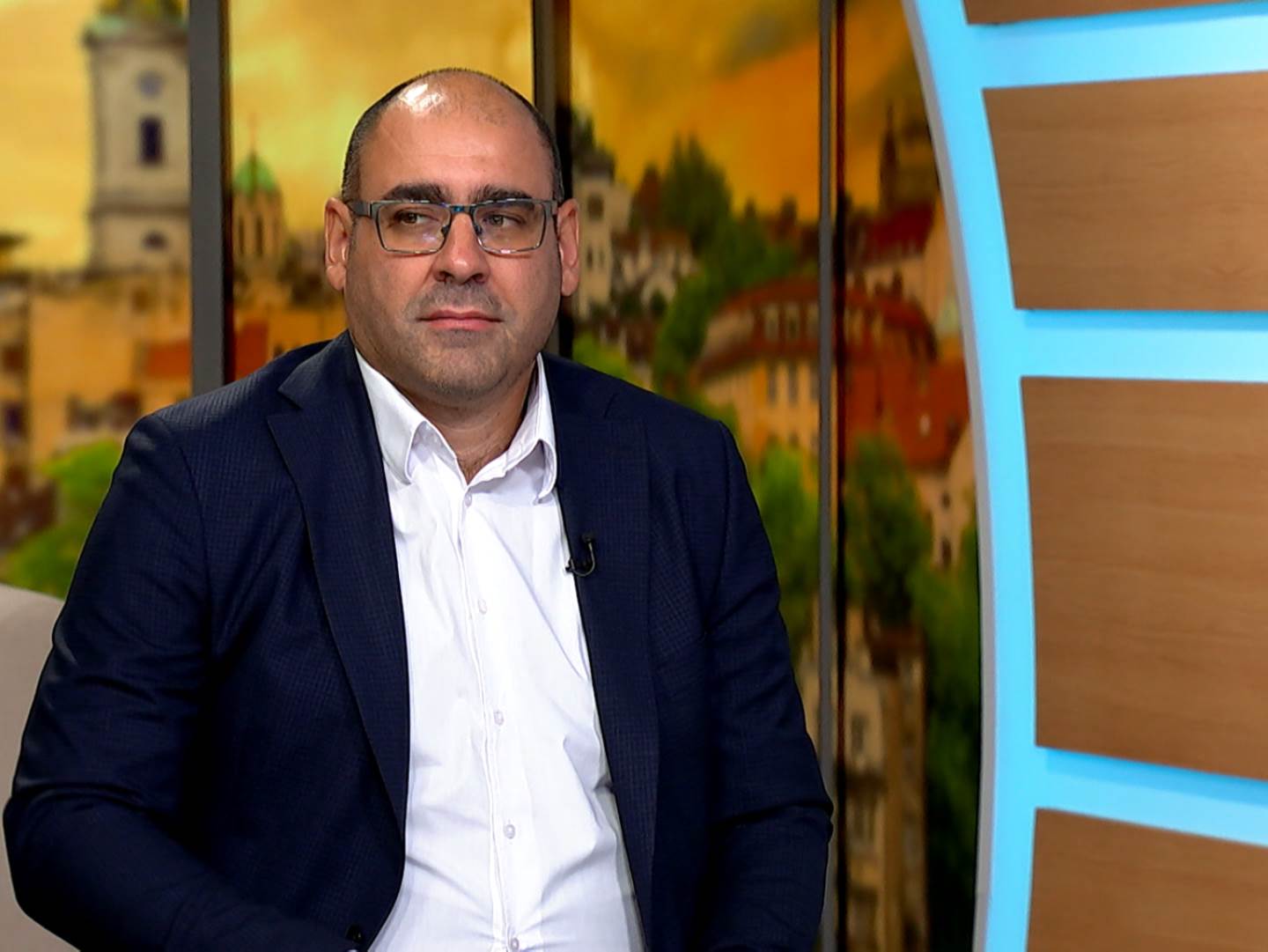 Collage Maker-05-Aug-2022-09.21-AM.jpg