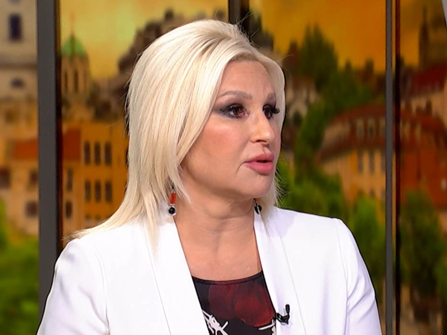 Collage Maker-11-Aug-2022-08.34-AM.jpg