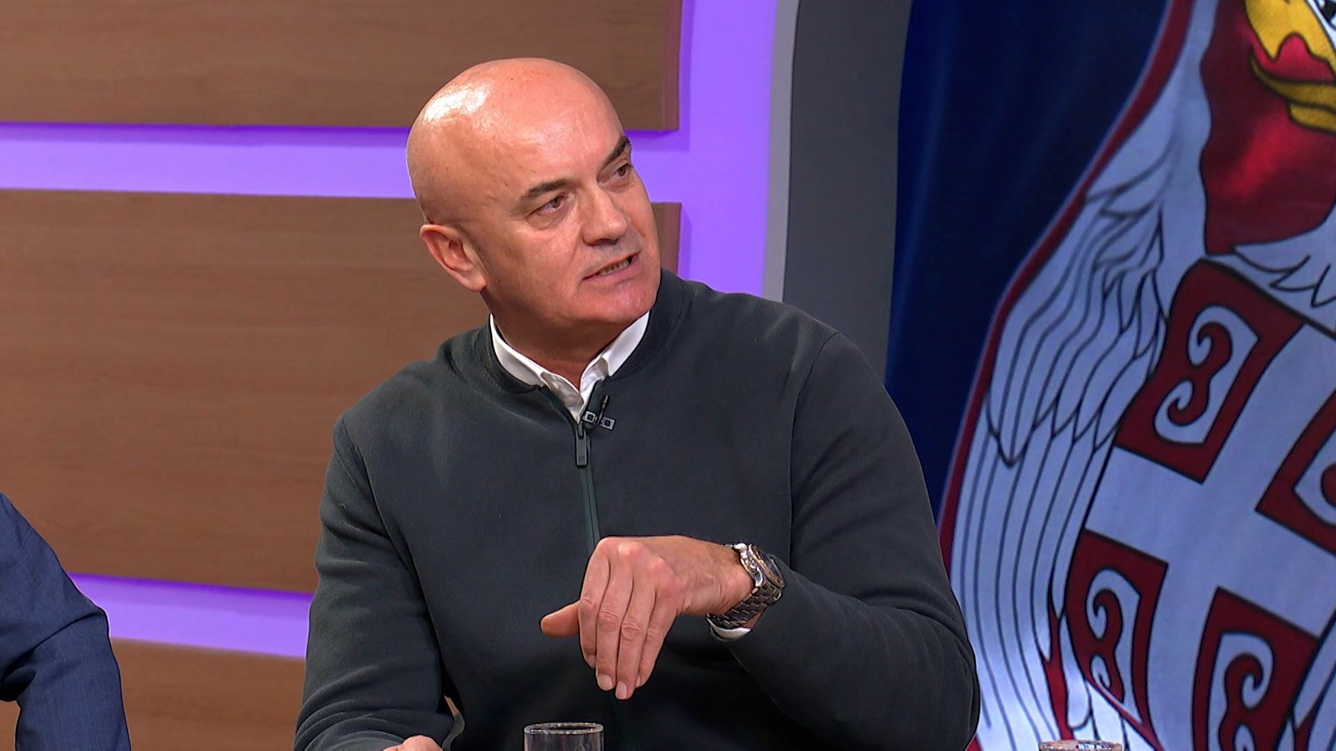 Sequence 01.00_27_52_06.Still003.jpg