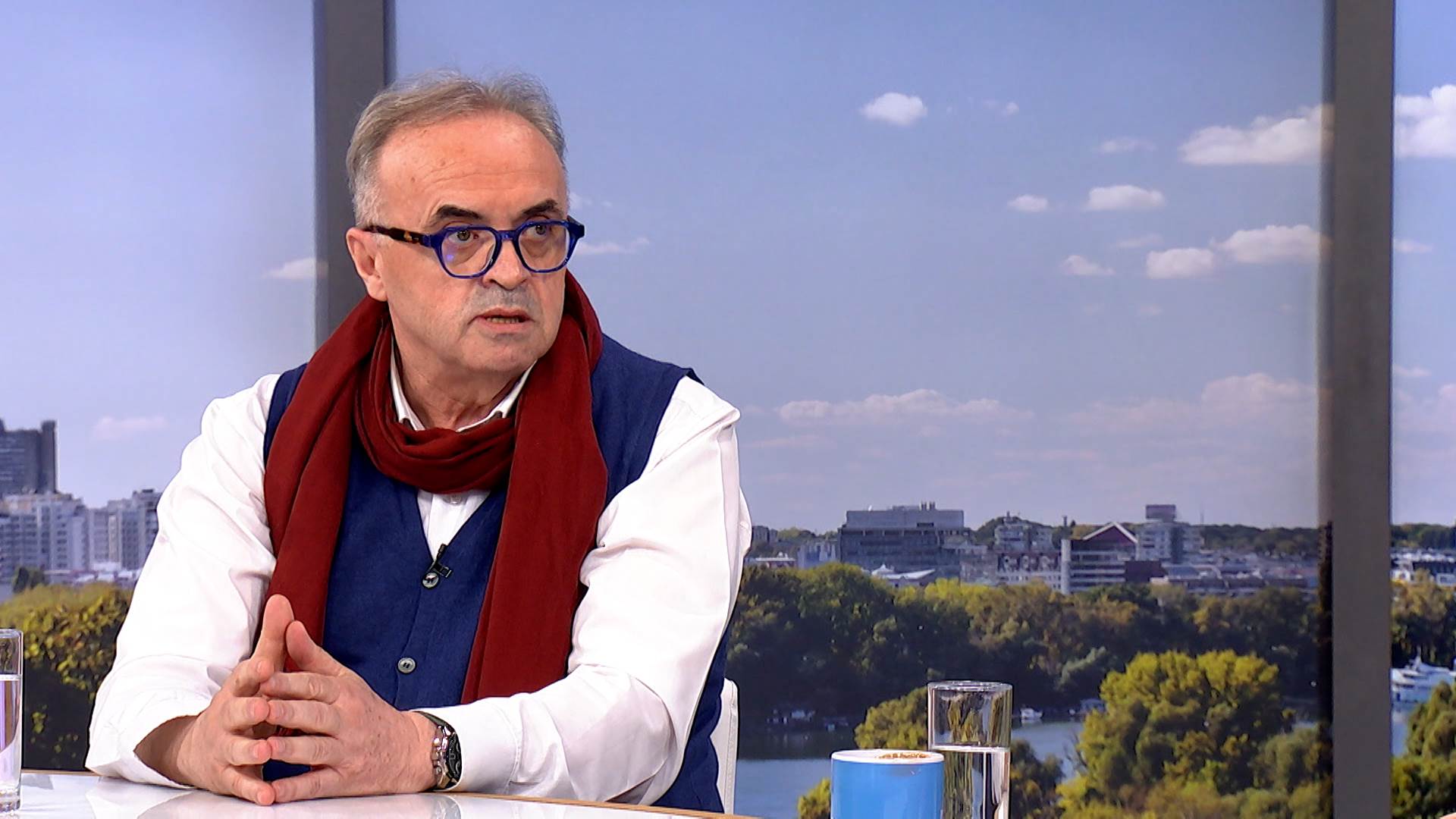 Sequence 04.01_00_18_13.Still001.jpg