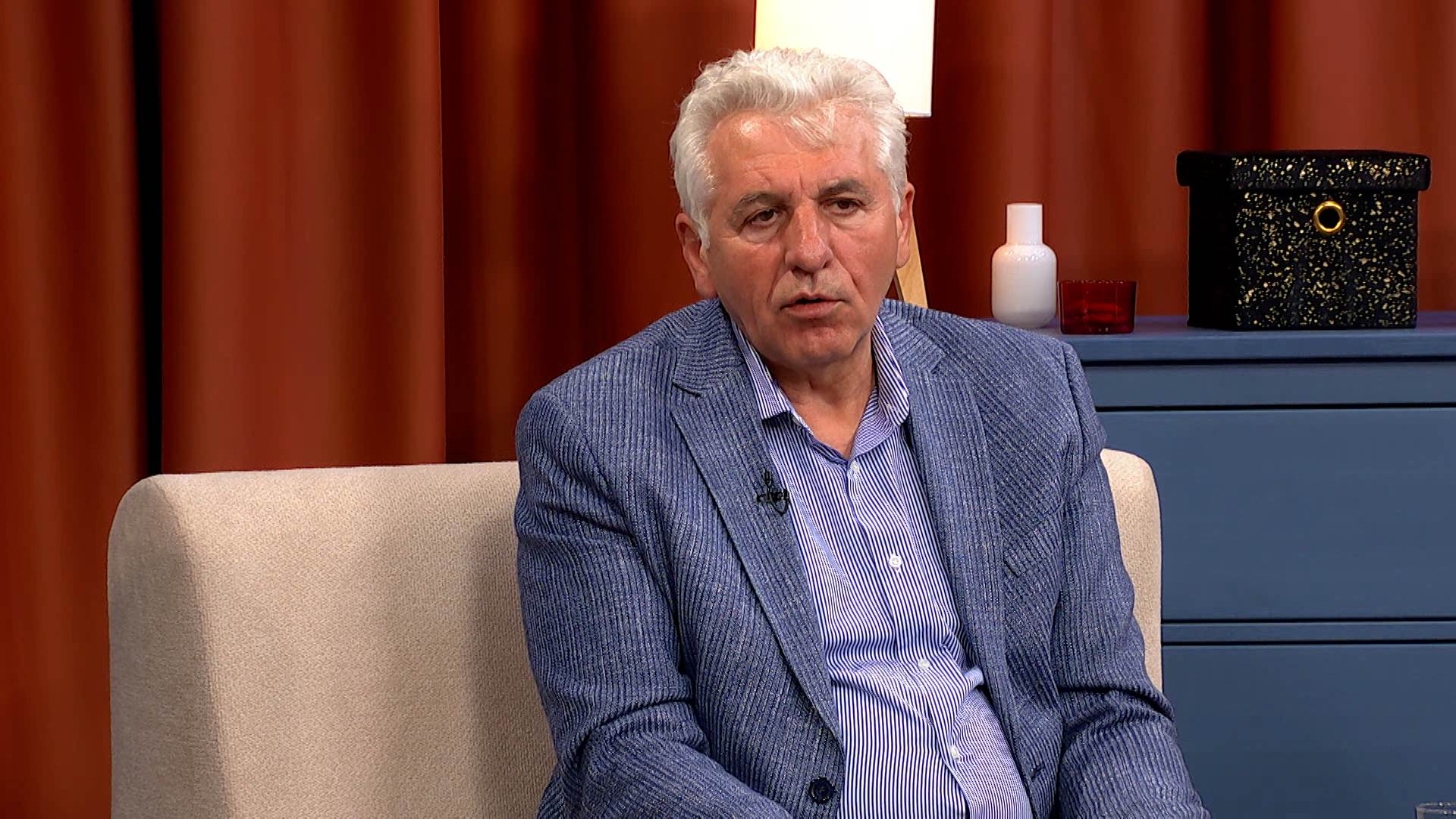 Sequence 04.00_11_40_10.Still001.jpg