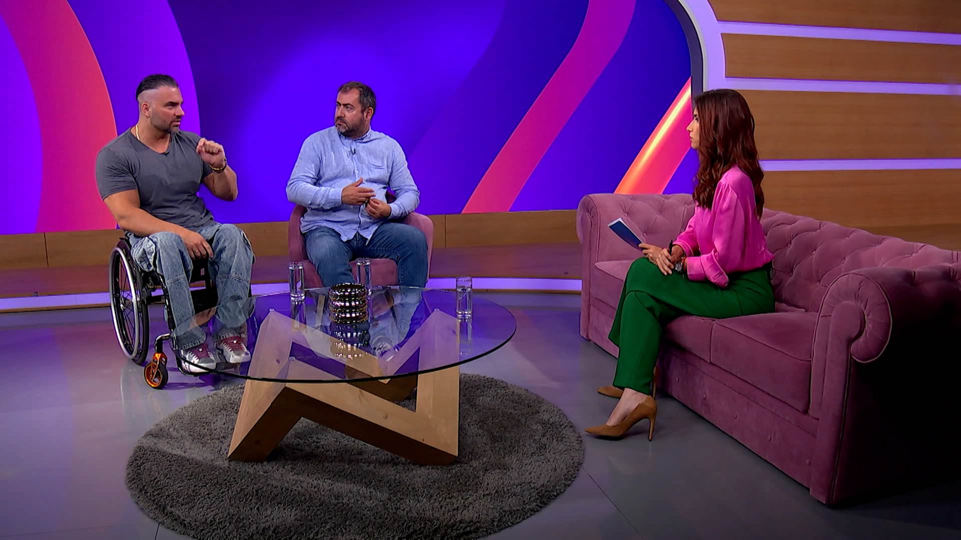 Sequence 01.01_29_48_00.Still003.jpg