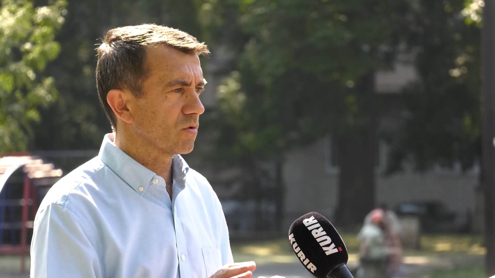 Sequence 01.02_47_27_15.Still015.jpg